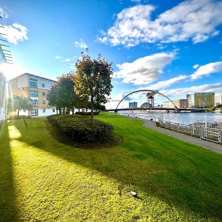 2 Bedroom - River Clyde Home - Parking Glasgow Exterior photo